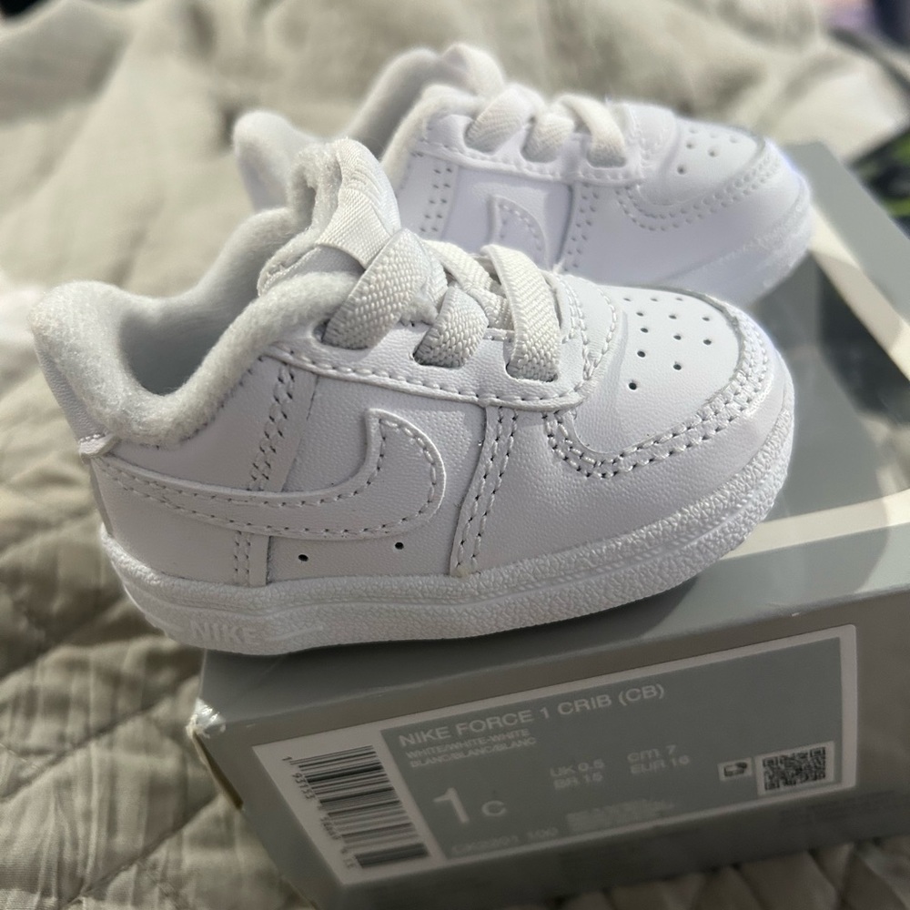 Nike Force 1 Crib Sneakers - Classic White